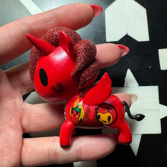 tokidoki Unicorno Metallico Series 1 PEPERINO - Picture 3 of 6